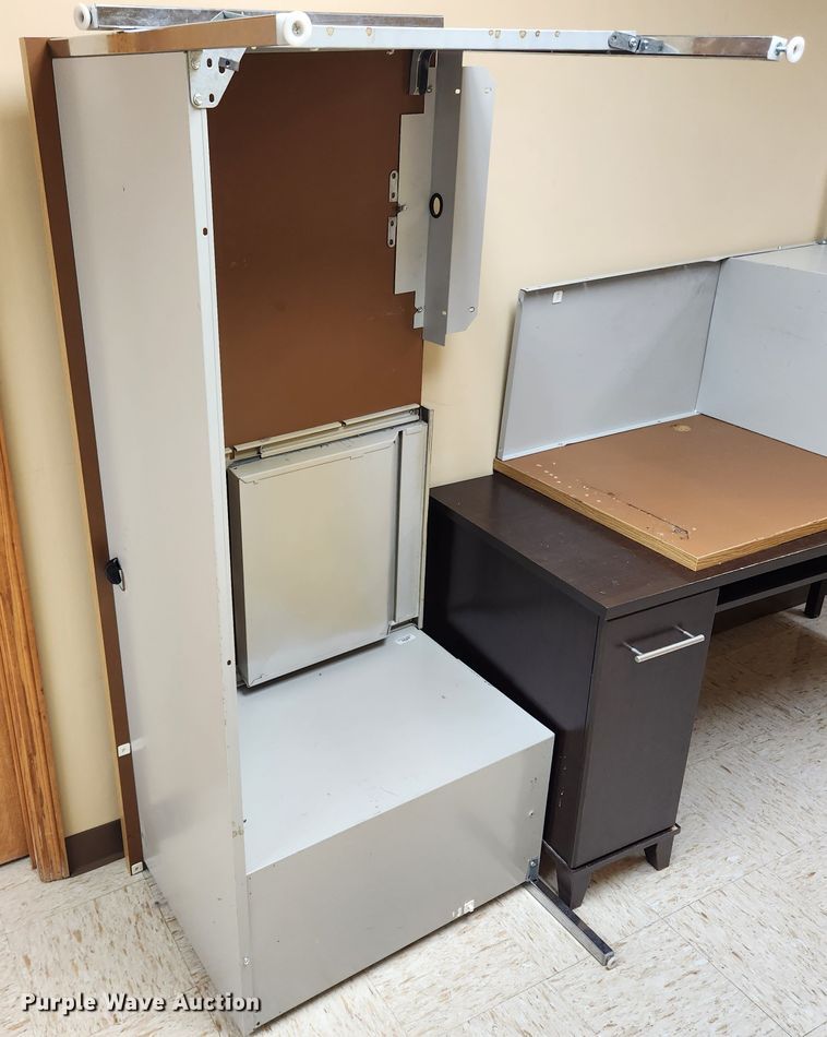 image for item KT9373 (6) desks