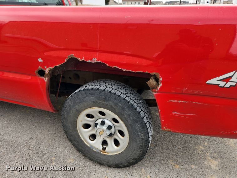 image for item KT9374 2005 Chevrolet Silverado 1500  pickup truck