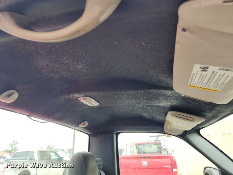 image for item KT9374 2005 Chevrolet Silverado 1500  pickup truck