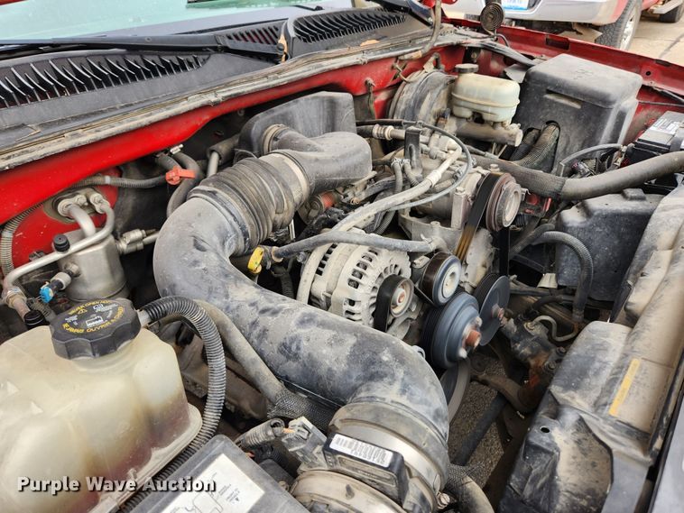 image for item KT9374 2005 Chevrolet Silverado 1500  pickup truck