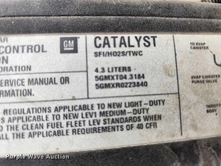 image for item KT9374 2005 Chevrolet Silverado 1500  pickup truck