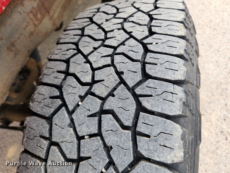 image for item KT9374 2005 Chevrolet Silverado 1500  pickup truck