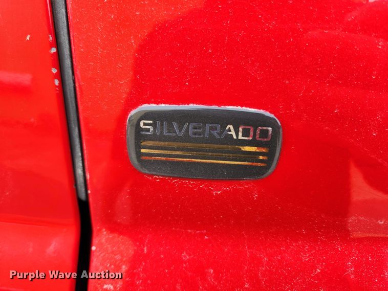 image for item KT9374 2005 Chevrolet Silverado 1500  pickup truck