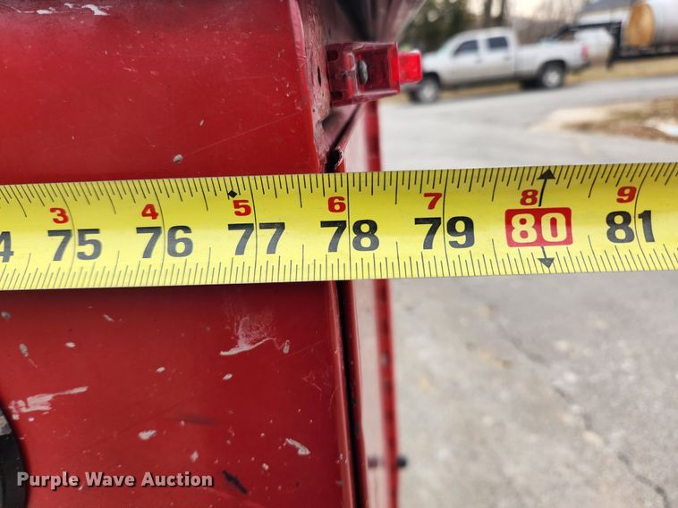 image for item KT9375 2002 Ford F250 Super Duty XL  utility bed pickup truck