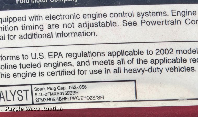 image for item KT9375 2002 Ford F250 Super Duty XL  utility bed pickup truck