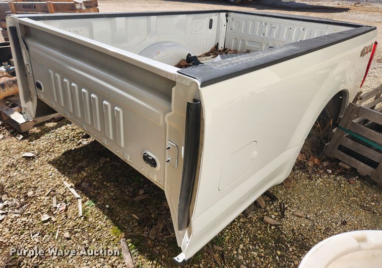 image for item KT9376 Ford  pickup truck bed