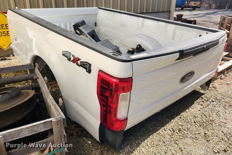 image for item KT9376 Ford  pickup truck bed