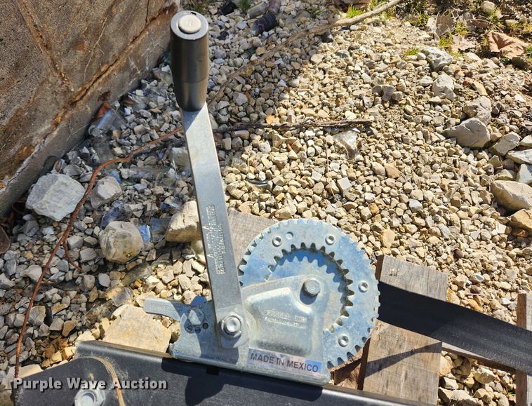 image for item KT9377 Cargo Ease  hoist