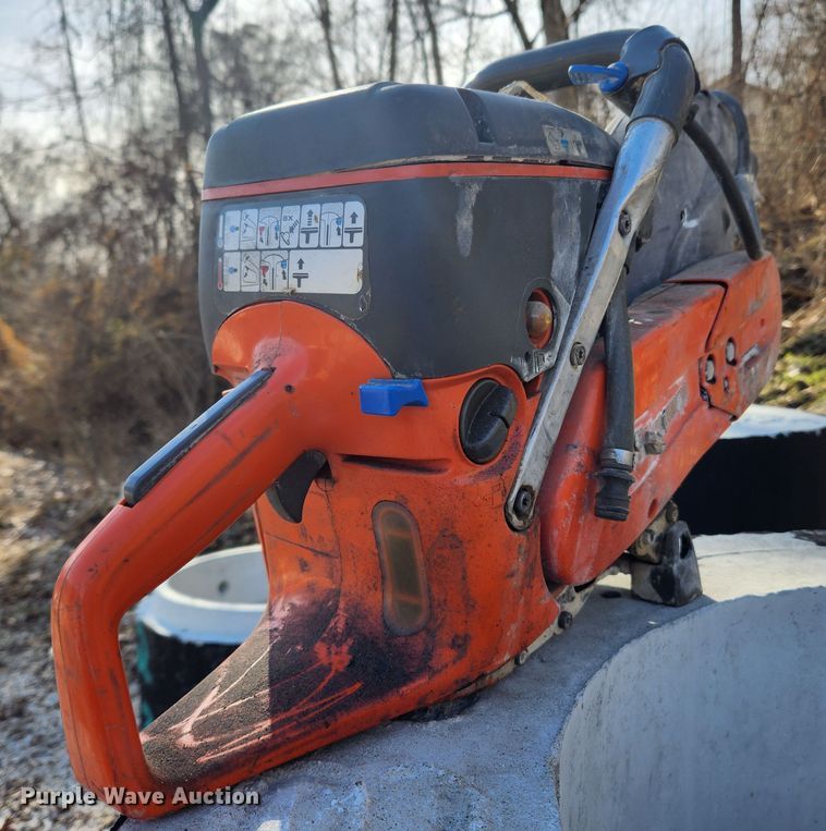 image for item KT9379 Husqvarna X-Torq K760  cut-off saw