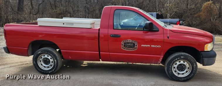 image for item KT9380 2004 Dodge Ram 1500  pickup truck
