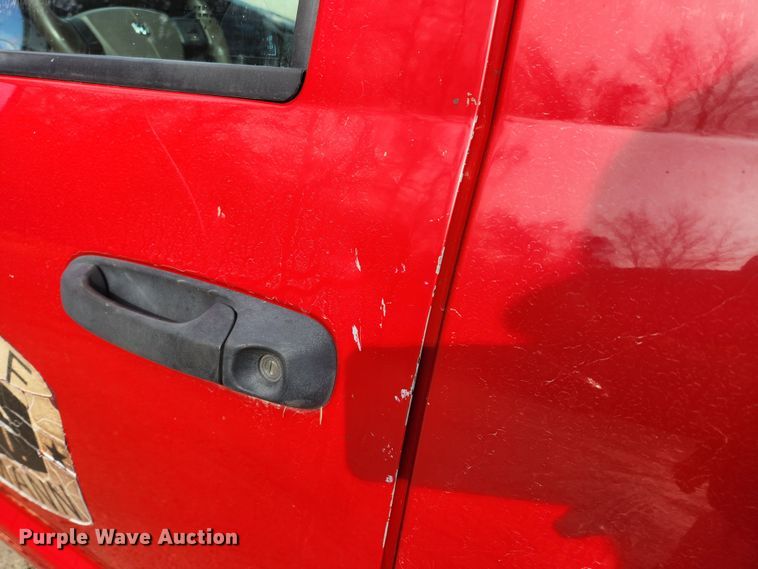 image for item KT9380 2004 Dodge Ram 1500  pickup truck