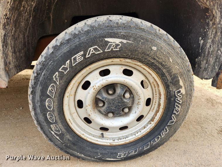 image for item KT9380 2004 Dodge Ram 1500  pickup truck