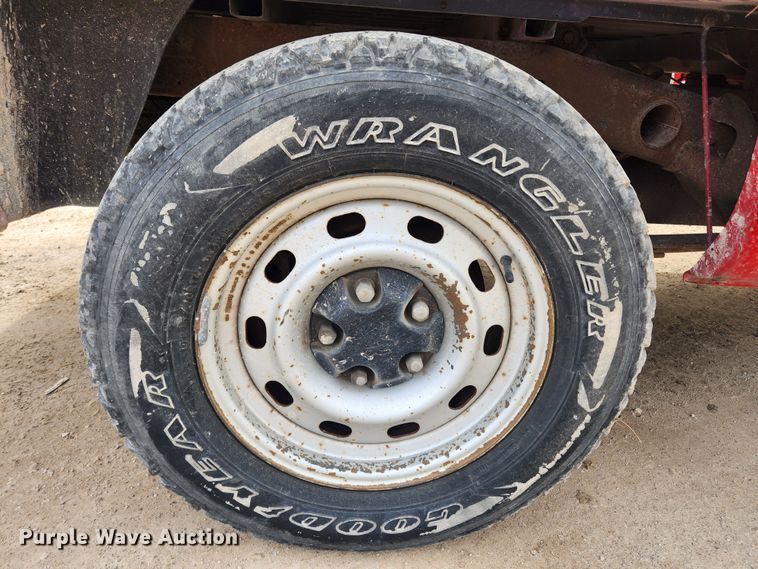 image for item KT9380 2004 Dodge Ram 1500  pickup truck