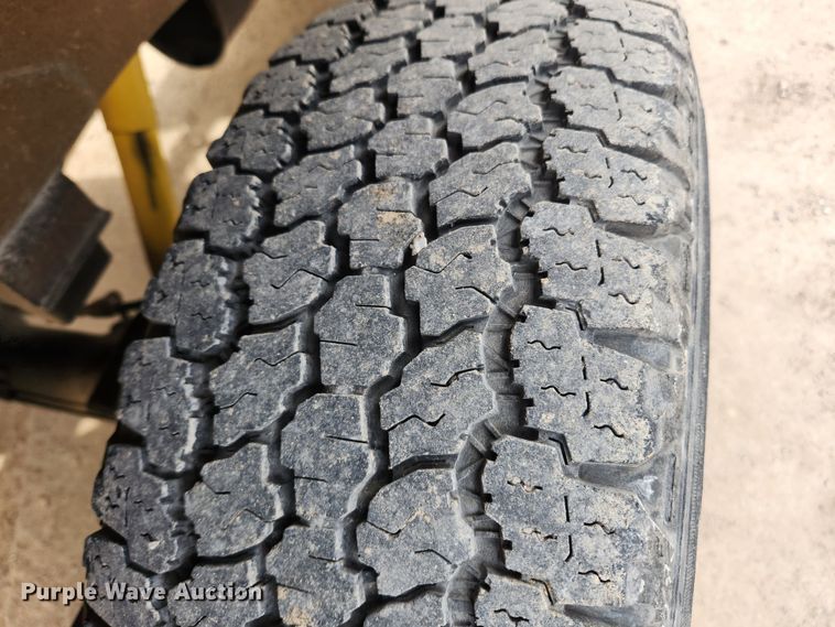 image for item KT9380 2004 Dodge Ram 1500  pickup truck