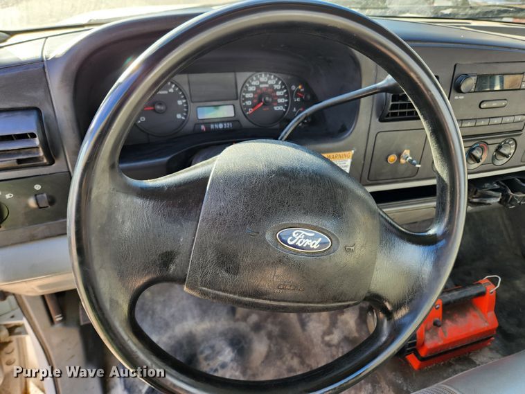 image for item KT9419 2007 Ford F250 Super Duty XL  pickup truck