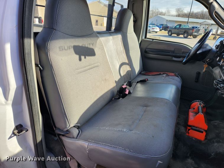 image for item KT9419 2007 Ford F250 Super Duty XL  pickup truck