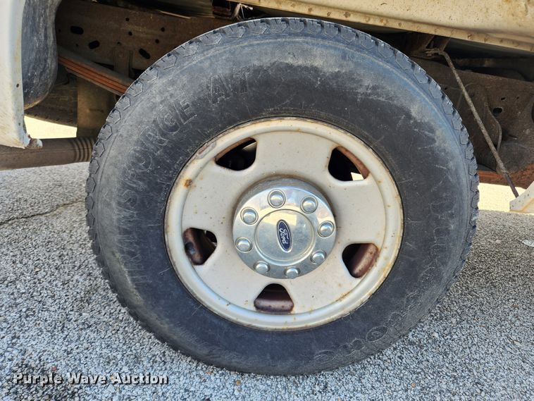 image for item KT9419 2007 Ford F250 Super Duty XL  pickup truck