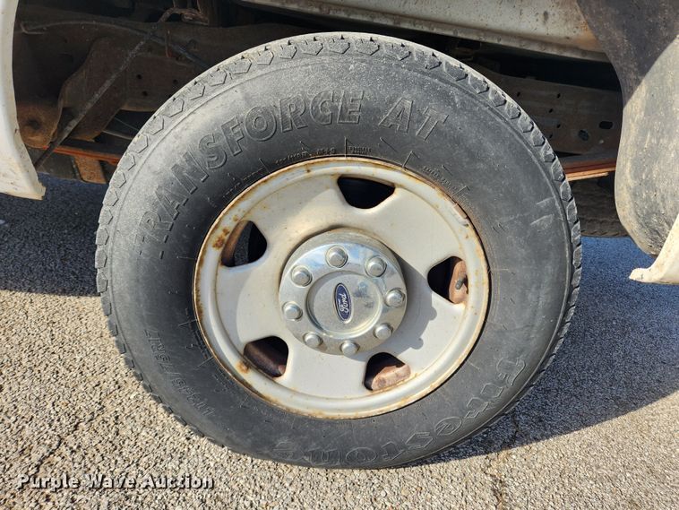 image for item KT9419 2007 Ford F250 Super Duty XL  pickup truck