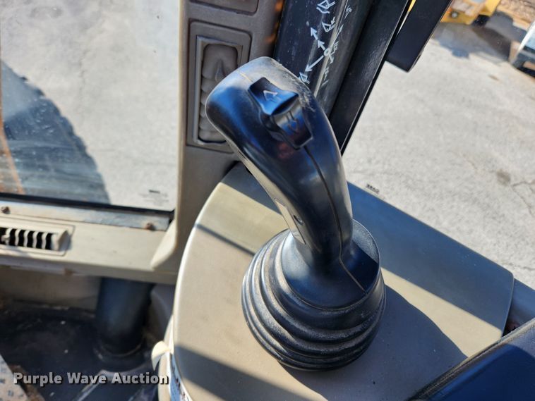 image for item KT9420 2005 Case 721D XT  wheel loader