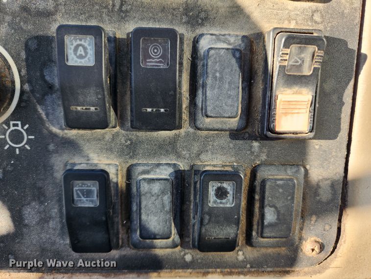 image for item KT9420 2005 Case 721D XT  wheel loader