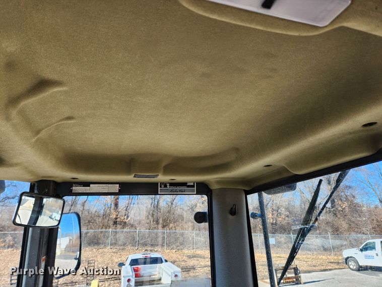 image for item KT9420 2005 Case 721D XT  wheel loader