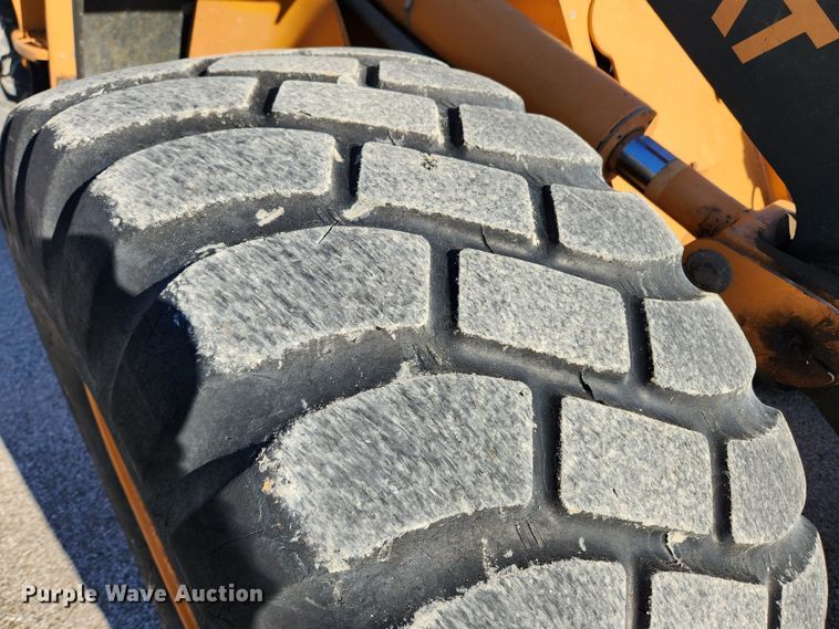 image for item KT9420 2005 Case 721D XT  wheel loader