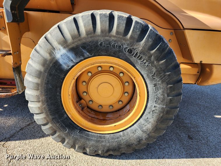 image for item KT9420 2005 Case 721D XT  wheel loader