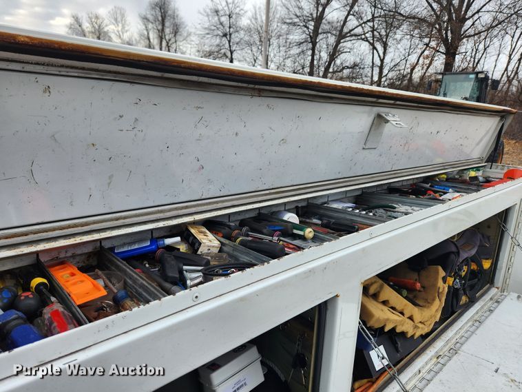 image for item KT9421 2008 Chevrolet Silverado 2500HD  Ext. Cab utility bed pickup truck