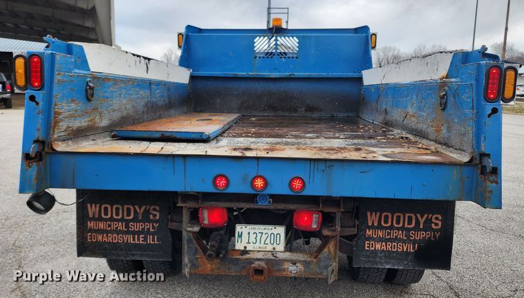 image for item KT9422 2003 Ford F550 Super Duty XL  dump truck