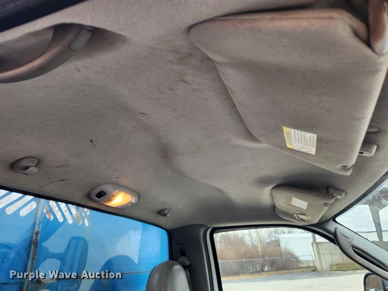 image for item KT9422 2003 Ford F550 Super Duty XL  dump truck