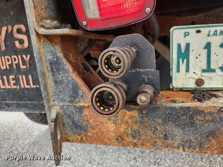 image for item KT9422 2003 Ford F550 Super Duty XL  dump truck