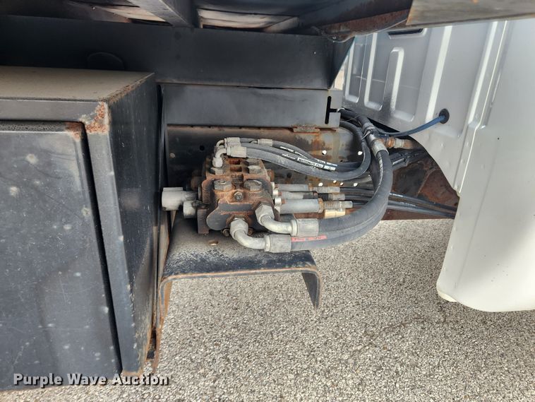 image for item KT9422 2003 Ford F550 Super Duty XL  dump truck