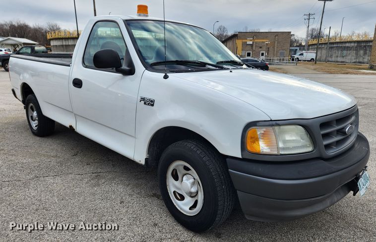 image for item KT9423 2003 Ford F150 XL  pickup truck