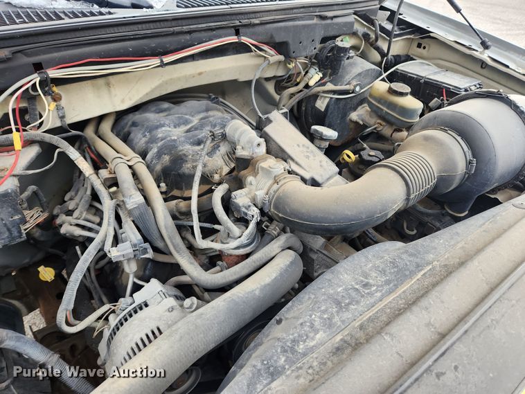 image for item KT9423 2003 Ford F150 XL  pickup truck