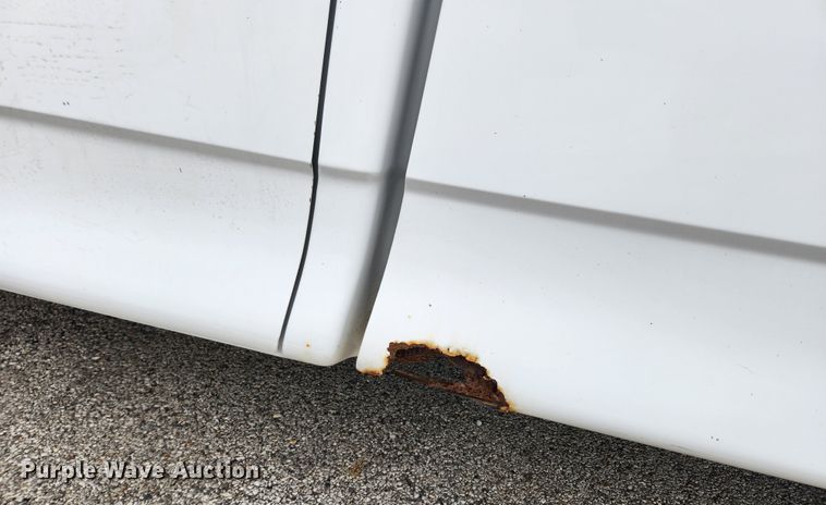 image for item KT9423 2003 Ford F150 XL  pickup truck