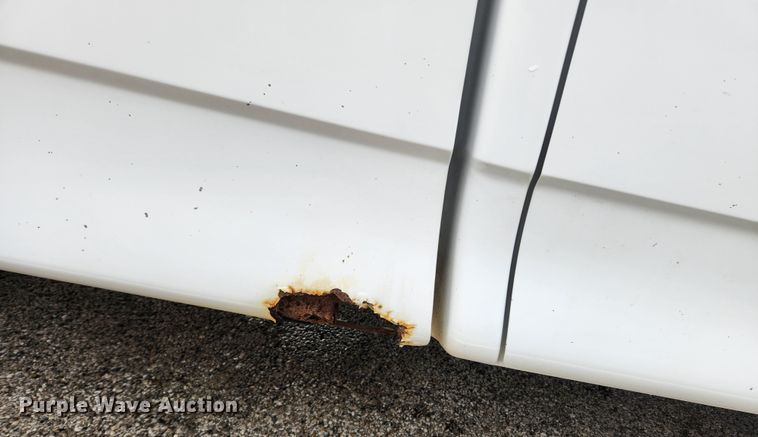 image for item KT9423 2003 Ford F150 XL  pickup truck