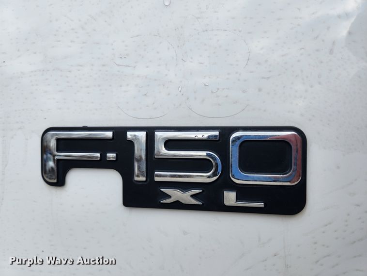 image for item KT9423 2003 Ford F150 XL  pickup truck