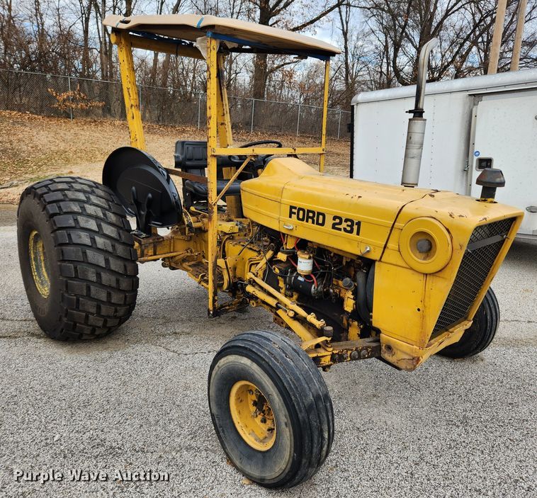 image for item KT9424 Ford 231  tractor