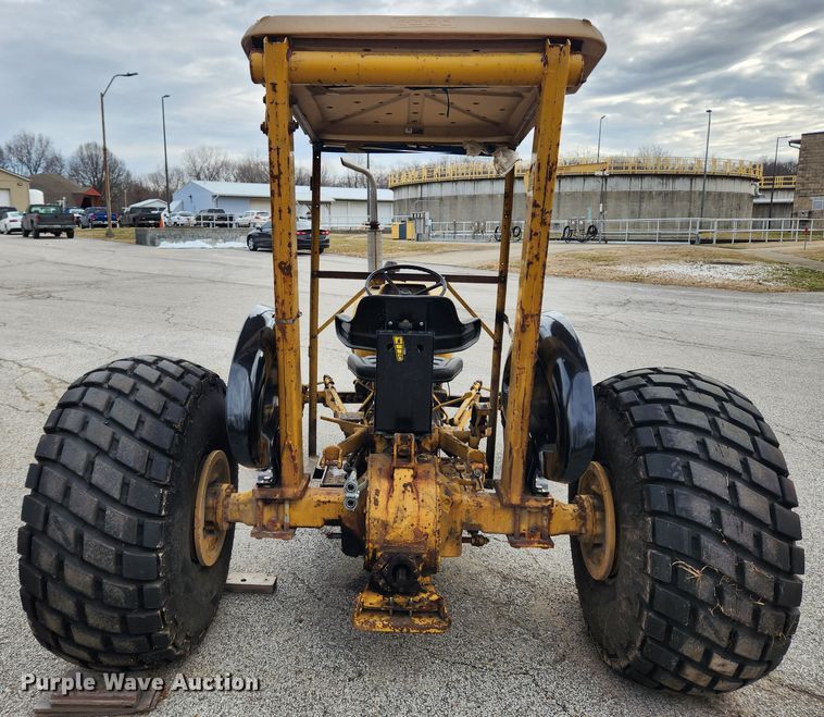 image for item KT9424 Ford 231  tractor
