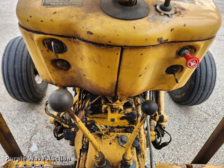 image for item KT9424 Ford 231  tractor