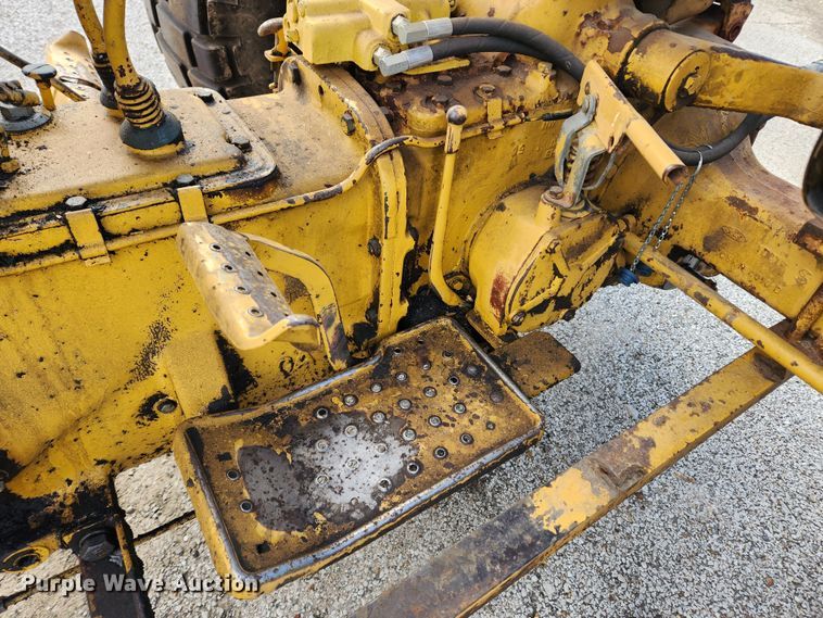 image for item KT9424 Ford 231  tractor