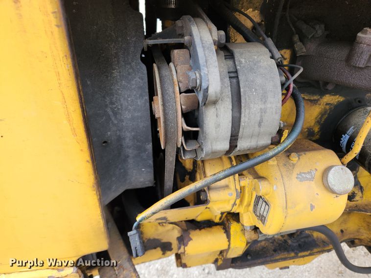 image for item KT9424 Ford 231  tractor