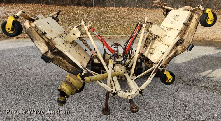 image for item KT9425 Saxon F11H 94  batwing finish mower