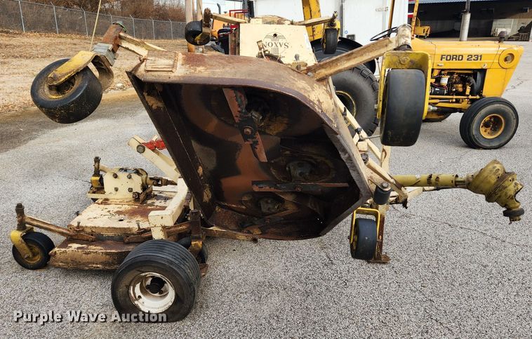 image for item KT9425 Saxon F11H 94  batwing finish mower