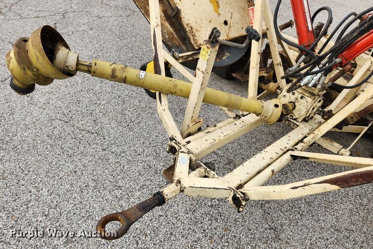 image for item KT9425 Saxon F11H 94  batwing finish mower