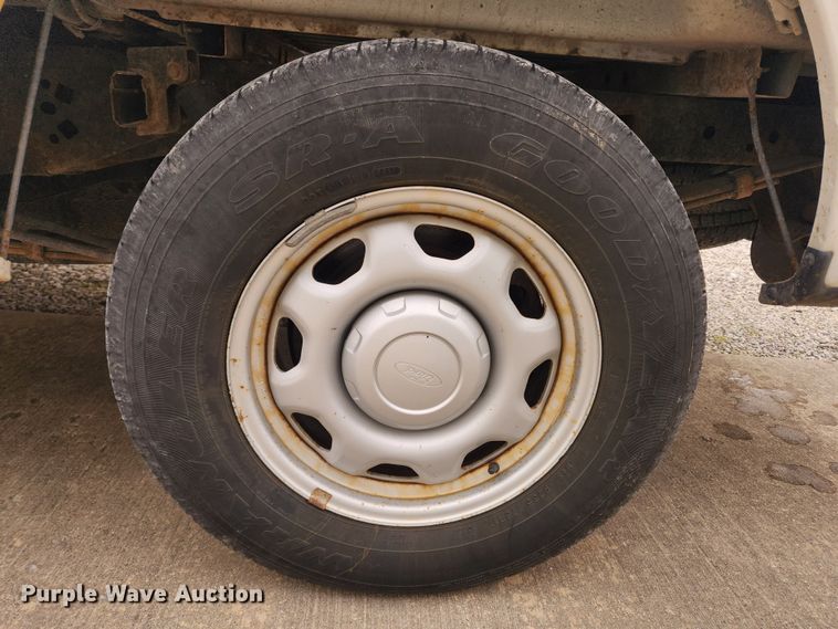 image for item KT9443 2012 Ford F150 XL  pickup truck