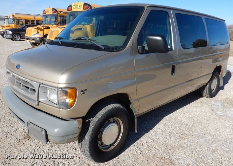 image for item KW9593 2000 Ford E150 XL  van