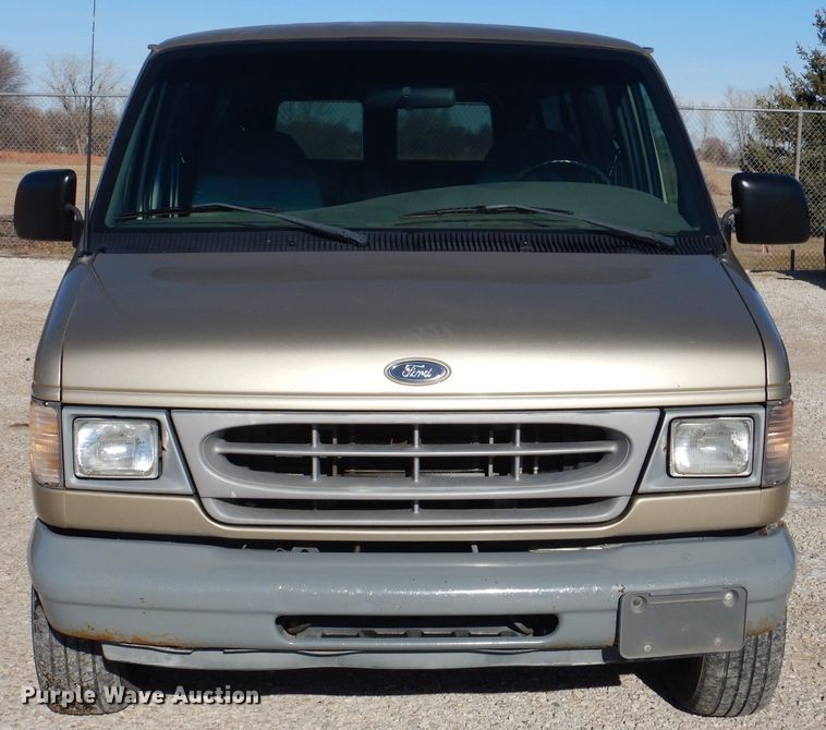 image for item KW9593 2000 Ford E150 XL  van