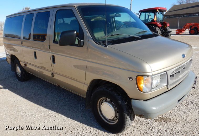 image for item KW9593 2000 Ford E150 XL  van
