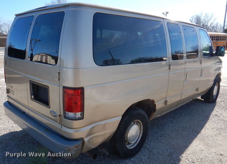 image for item KW9593 2000 Ford E150 XL  van